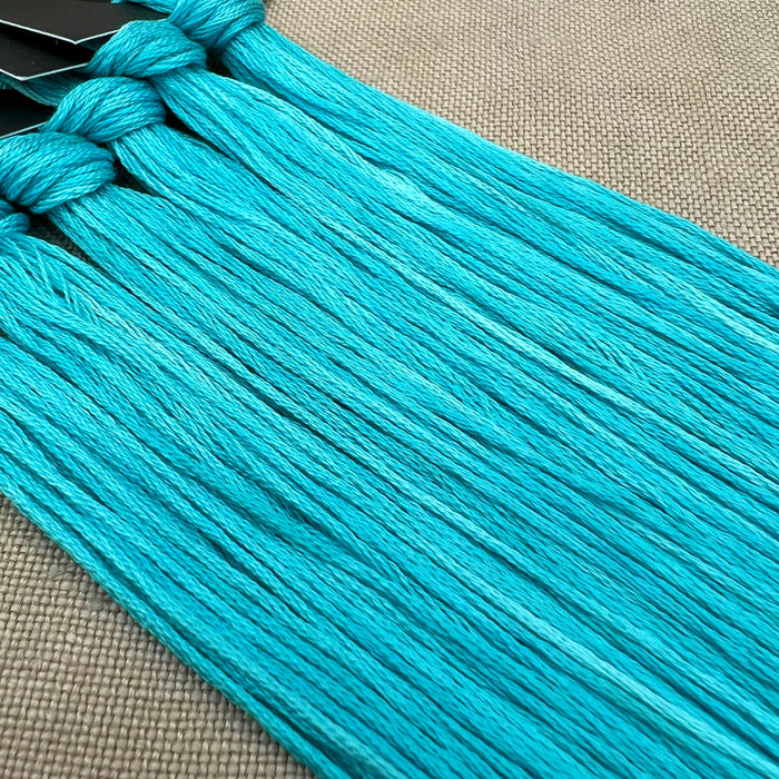 Roxy Floss Collection 8yd Blue Lagoon