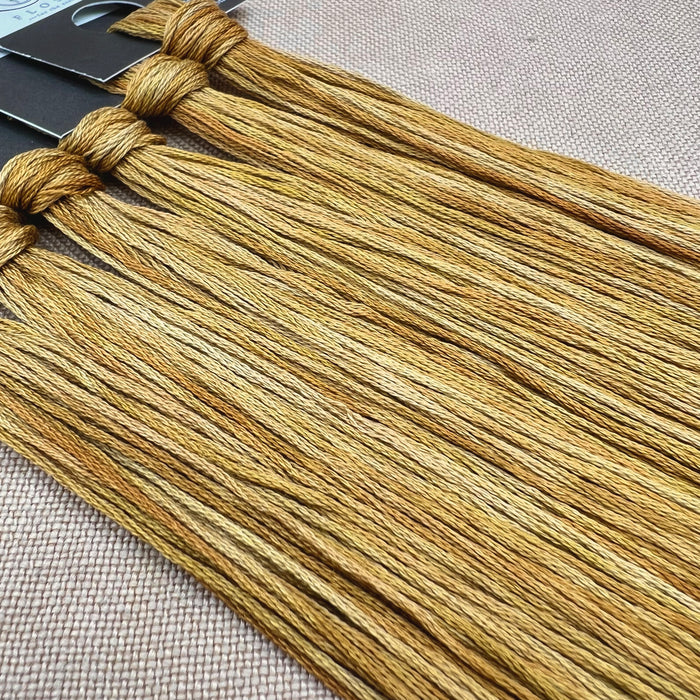 Roxy Floss Collection 8yd Caramel