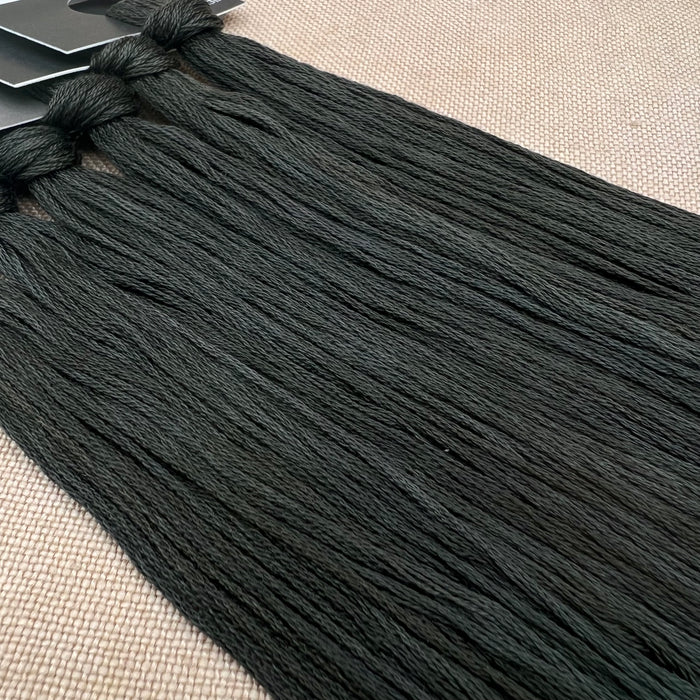 Roxy Floss Collection 8yd Darkest Sage