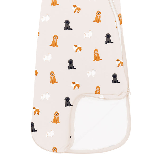 Sleep Bag in Fluffy Dog 1.0 bottom zipper showing off the dual zipper system