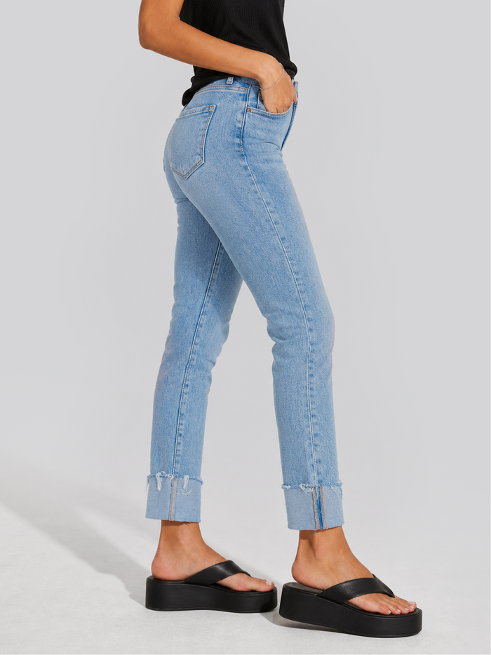 Taylor Risen Jeans - Light Wash