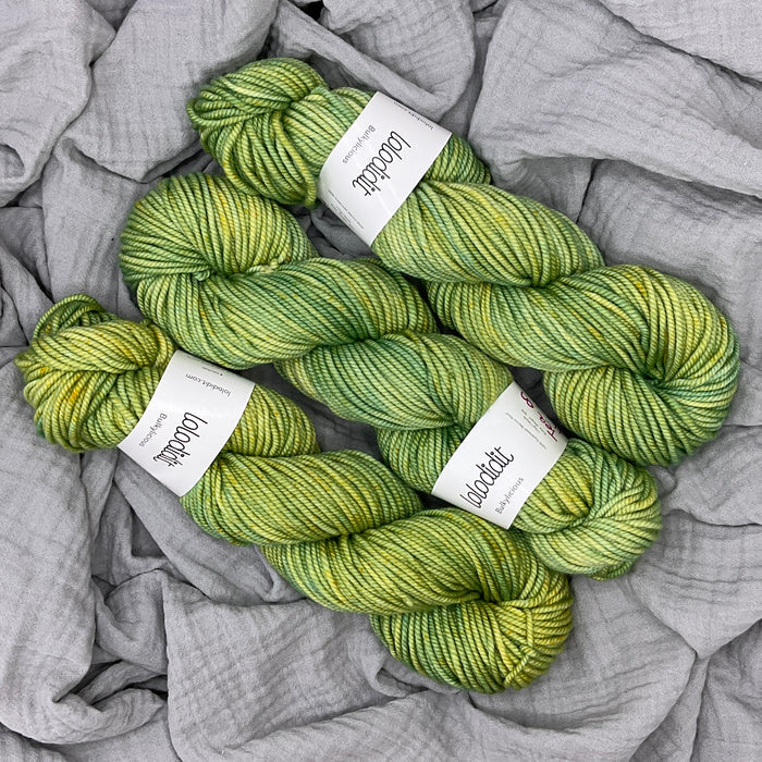 Tea On The Green - Tonal