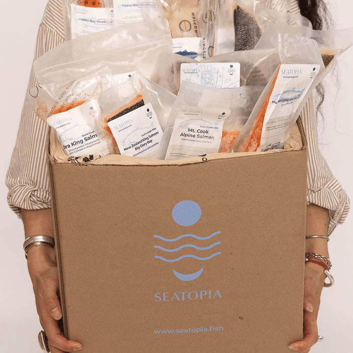 The Ultimate Salmon Lovers Box – 12 - Piece Sampler + FREE Salmon - SEATOPIA