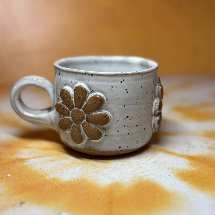 12oz 2nd white flower mug