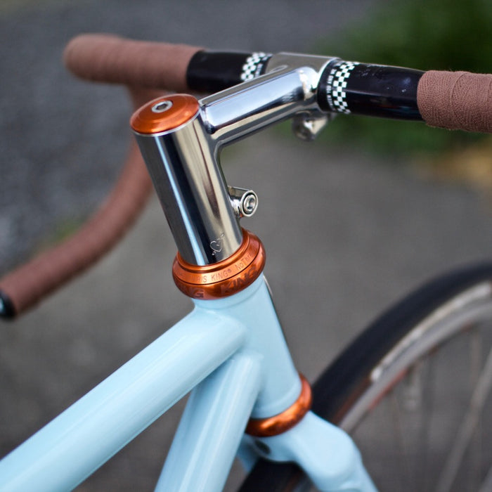 Anna Lee-S Stem