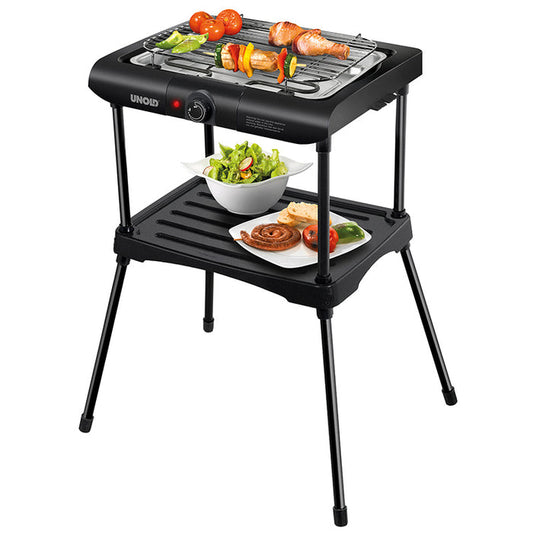 Auf dem Unold Barbecue-Grill Black Rack können Grillspieße und Hähnchen oben gegart werden, während auf der unteren Ablage Teller mit Salat, Brötchen und Gemüse Platz finden. Der Elektrogrill steht auf vier stabilen Beinen.