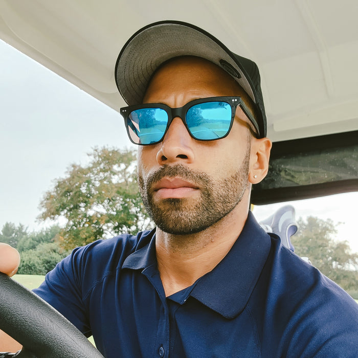 customer content - male wearing billie matte black blue mirror sunglasses