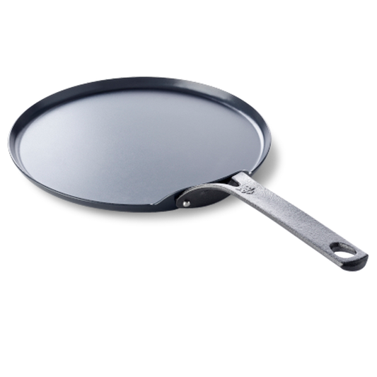 Black Steel pannenkoekenpan 26 cm zwart zijaanzicht
