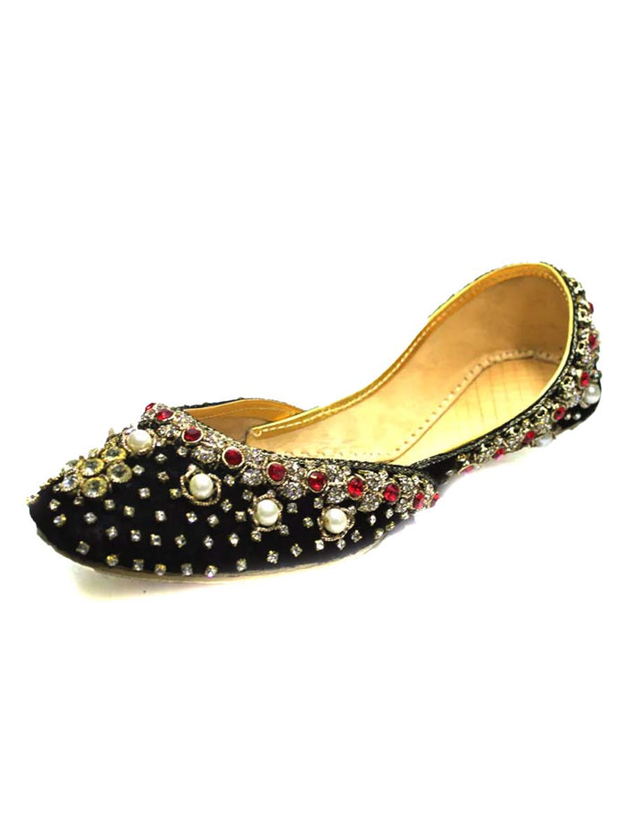 Black Velvet khussa