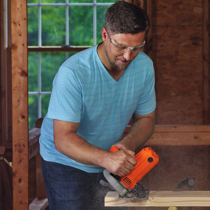BLACK+DECKER 13 Amp Corded Circular Saw - BDECS200C