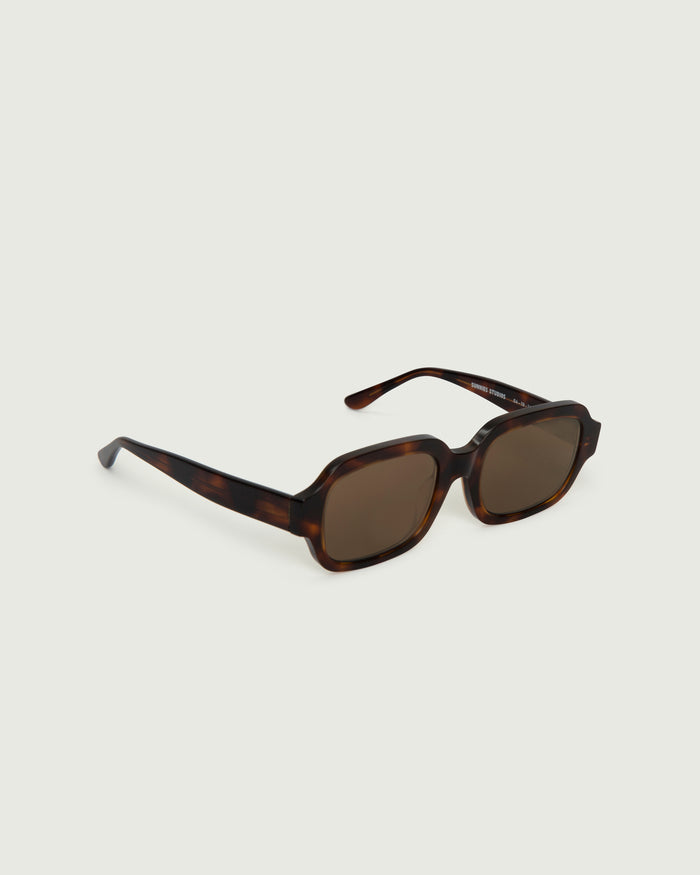Classic Tort::Bobbi Sunglasses square tort bioacetate front diagonal