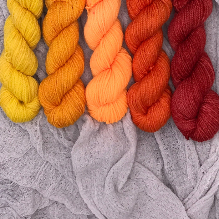 Brighten Up Cowl by Paper Daisy Creations (Lisa Ross) - KIT