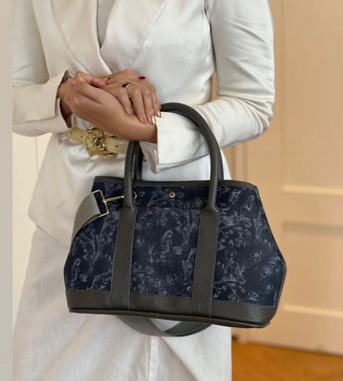 Custom Garden Tote Travellers Hat Boutique