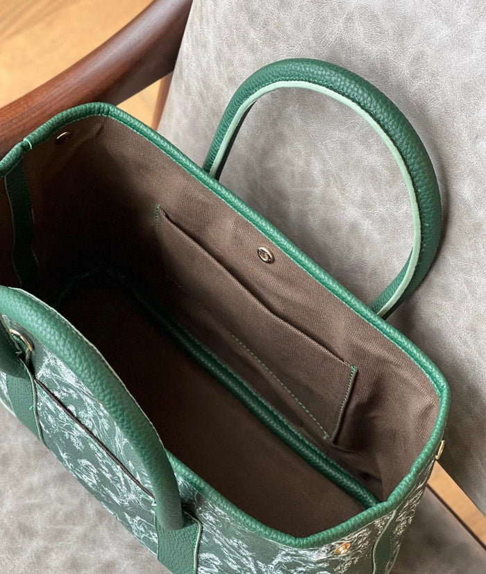 Custom Garden Tote Travellers Hat Boutique