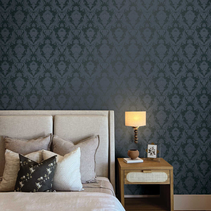 #color_black-velvet