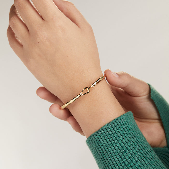 Faceted Hook Tension Bracelet