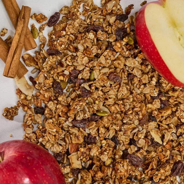 Granola - Cinnamon Apple Raisin product closeup