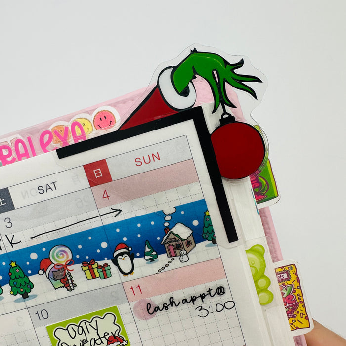 Hanging Grinch Corner Tab