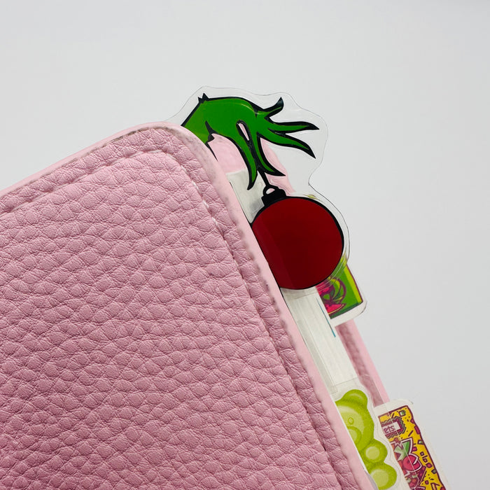 Hanging Grinch Corner Tab
