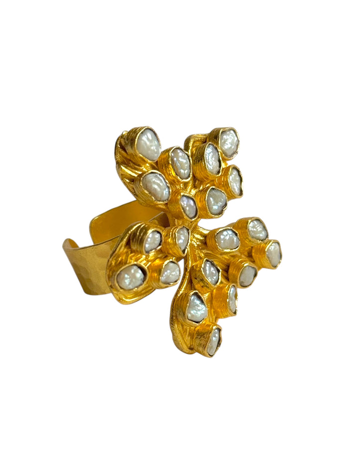 Hibiscus Pearl Ring