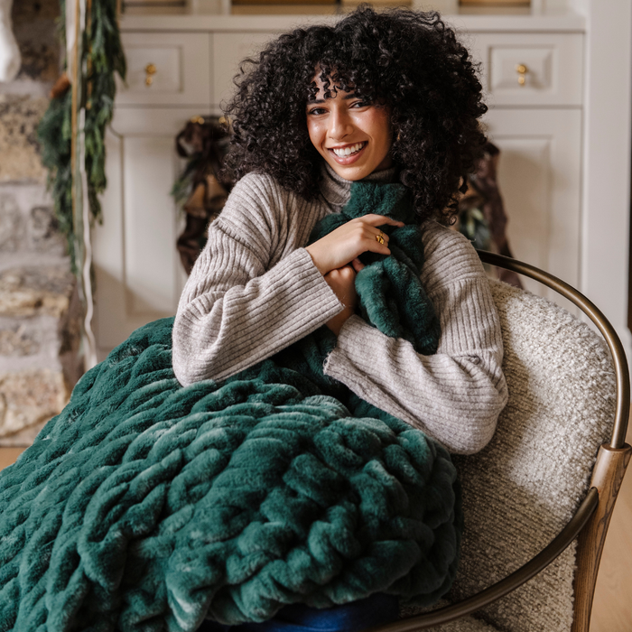 HOLIDAY DOUBLE RUCHED FAUX FUR XL THROW BLANKETS