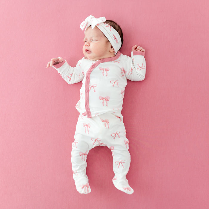 Newborn wearing Take Me Home Set with Knotted Bow Headband in Bow print