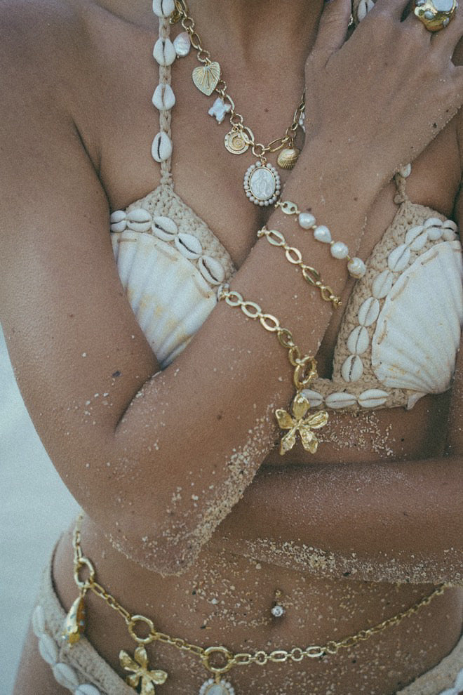 Freshwater pearl gold Lolo bracelet styled for beach days
