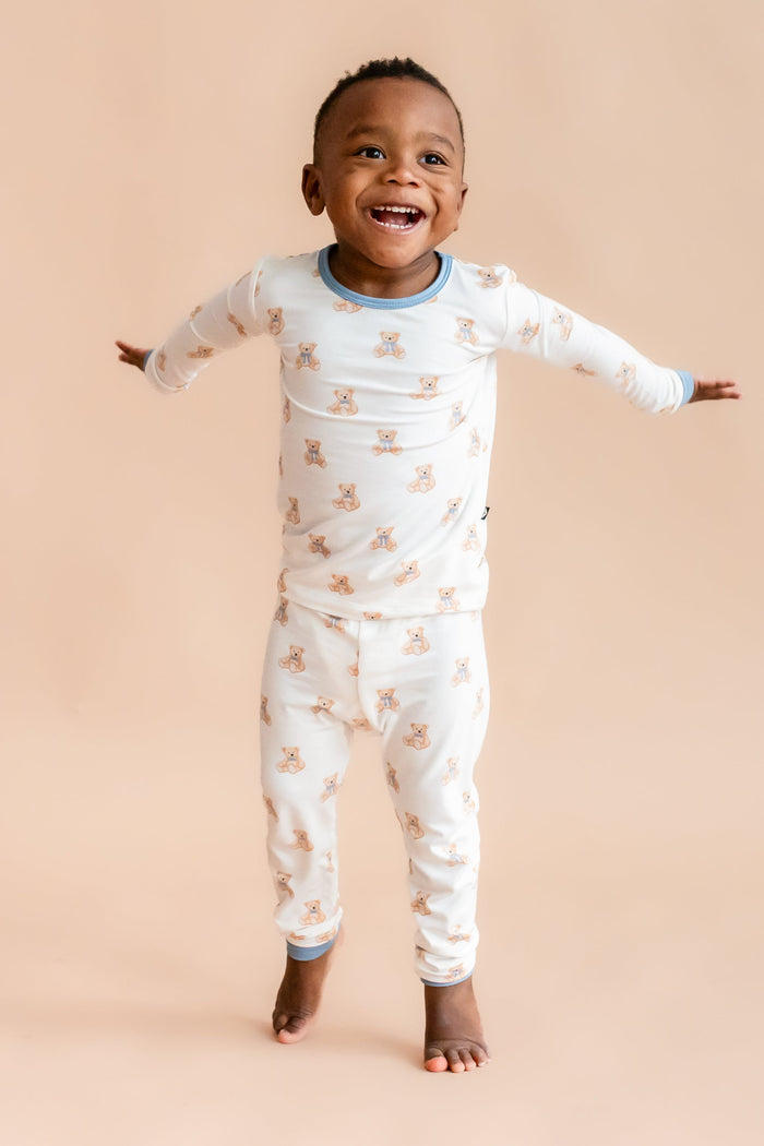 Toddler wearing Long Sleeve Pajamas in Teddy Bear