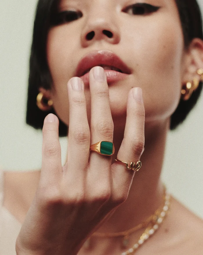 Lucy Williams Square Signet Ring | 18k Gold Vermeil/Malachite Rings Missoma