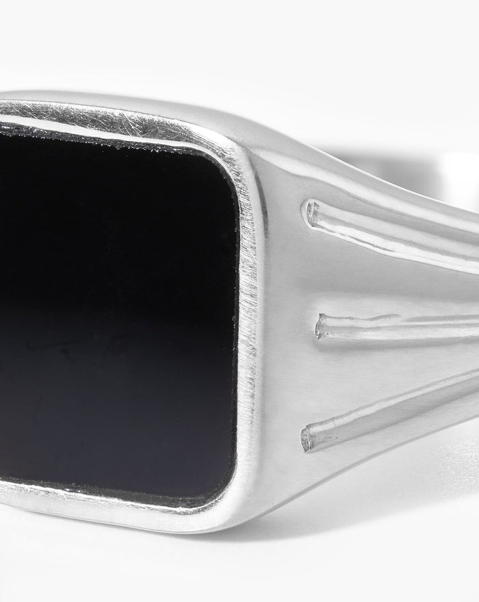 Lucy Williams Square Signet Ring | Sterling Silver/Black Spinel Rings Missoma