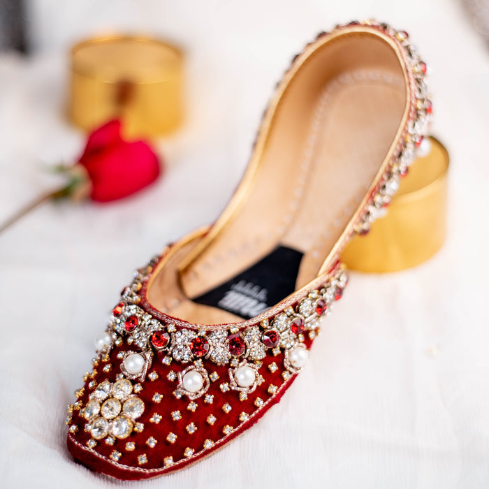 Mahroon  Velvet  Khussa