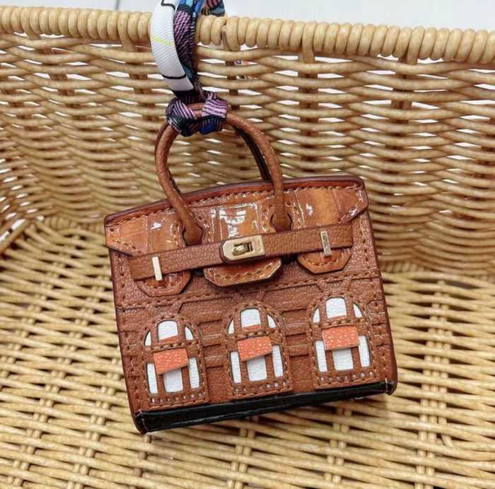 Mini Window House Bag Pendant Travellers Hat Boutique