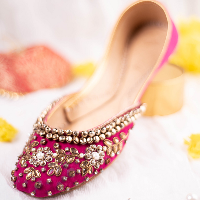Pink Fancy Khussa