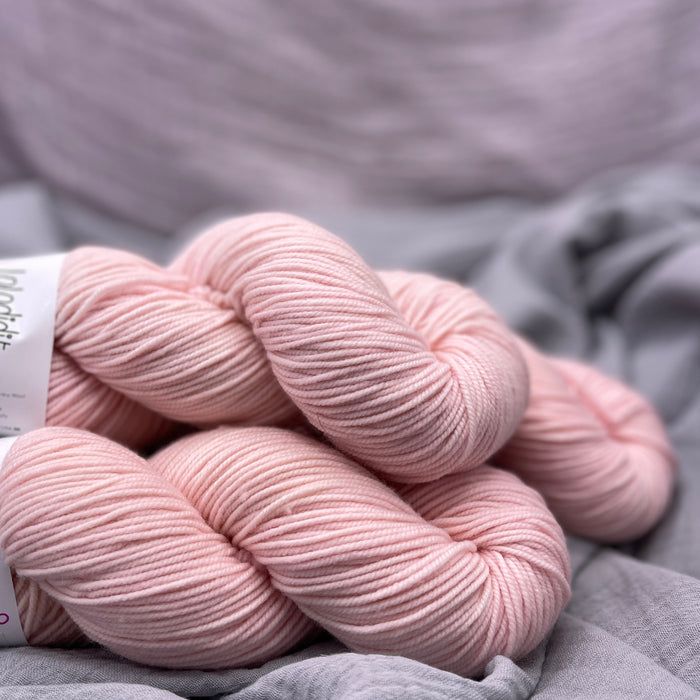 Pinky Tuscadero - Tonal