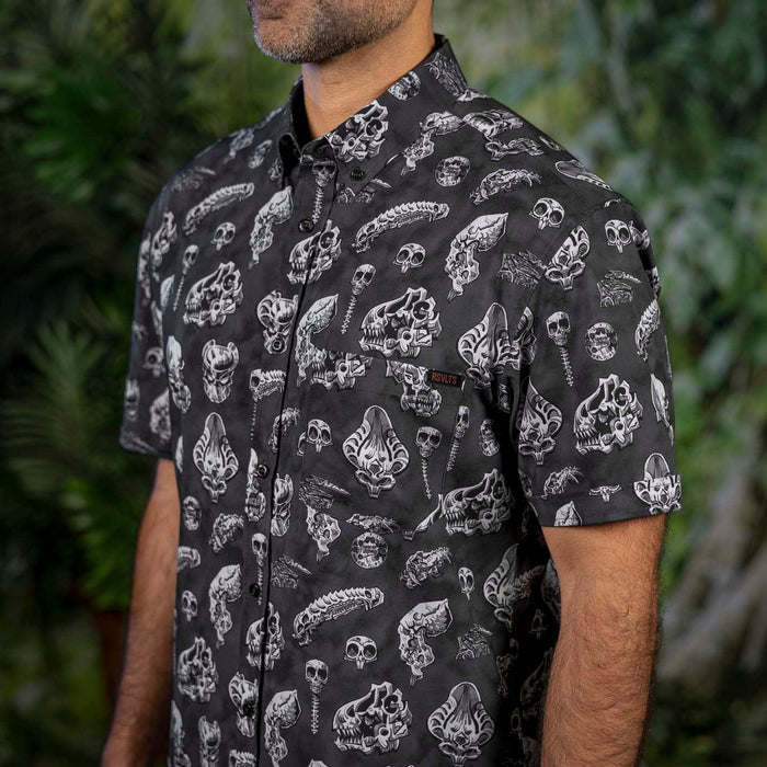 RSVLTS Predator Short Sleeve Shirt Predator "Trophy Wall" – KUNUFLEX Short Sleeve Shirt Predator "Trophy Wall" – KUNUFLEX Short Sleeve Shirt