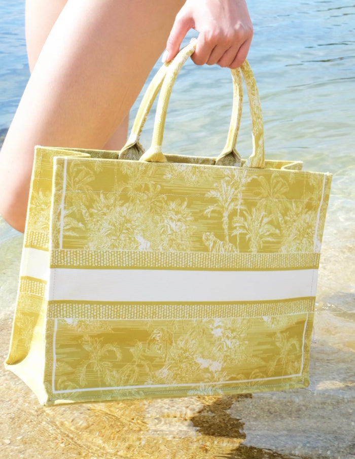SMALL 11.5*8.5 INC. / LIME JUNGLE PATTERN
