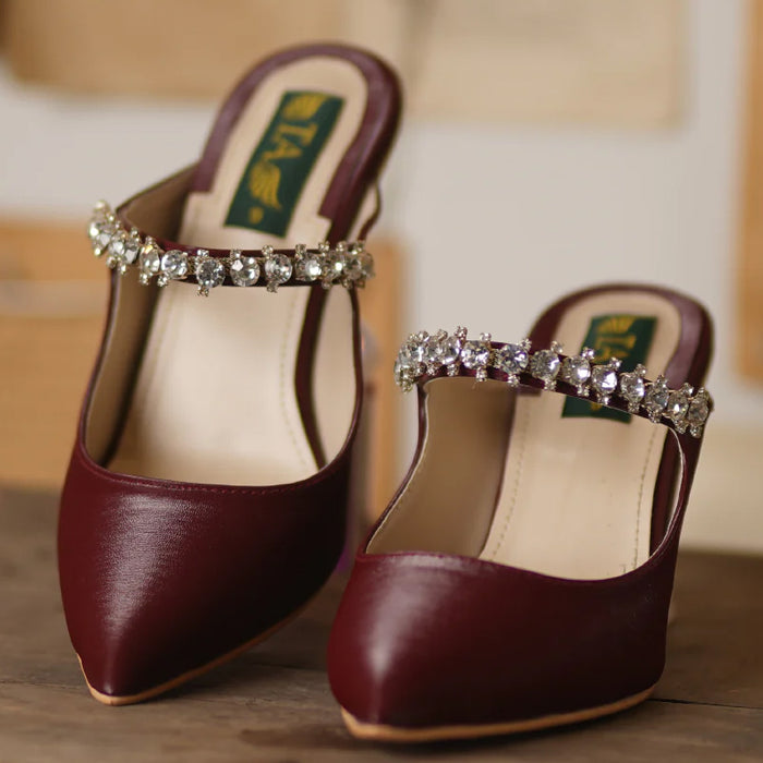 Pumps With Crystal Heel