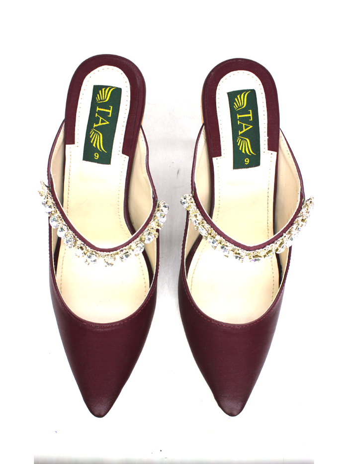 Pumps With Crystal Heel