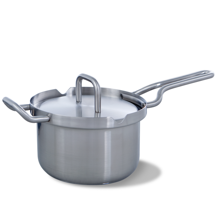 Q-linair Master steelpan 16 cm met deksel zilver zijnaanzicht