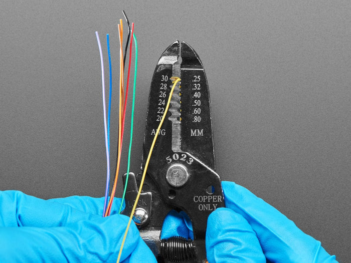 Rainbow "Wire Wrap" Thin 30AWG Prototyping/Repair Wire (280m total, 35m each of 8) by The Pi Hut - The Pi Hut