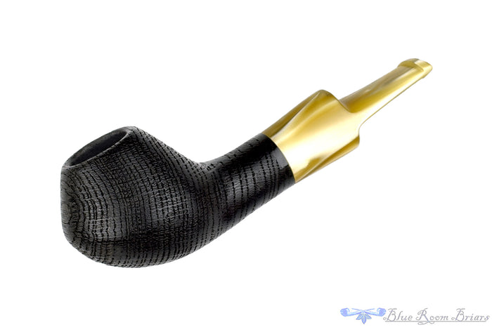 Blue Room Briars is proud to present this Ron Smith Pipe "Sven" Sandblast Morta Scoop