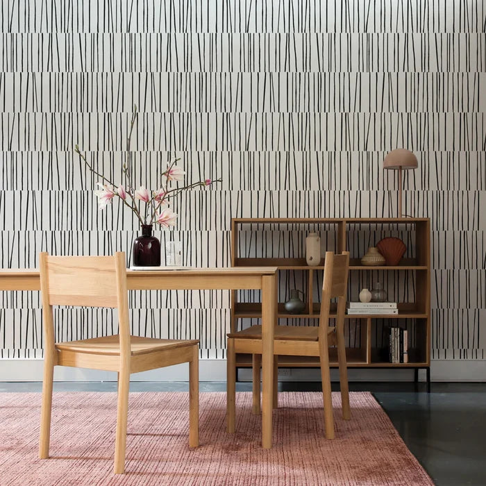 #color_white-and-black-lines