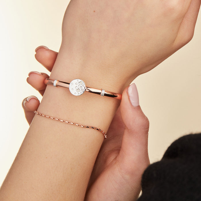 stars-clip-bangle-bracelet-AA736322SRTT_665266c2-c93b-463f-9d55-f33f40573bdc