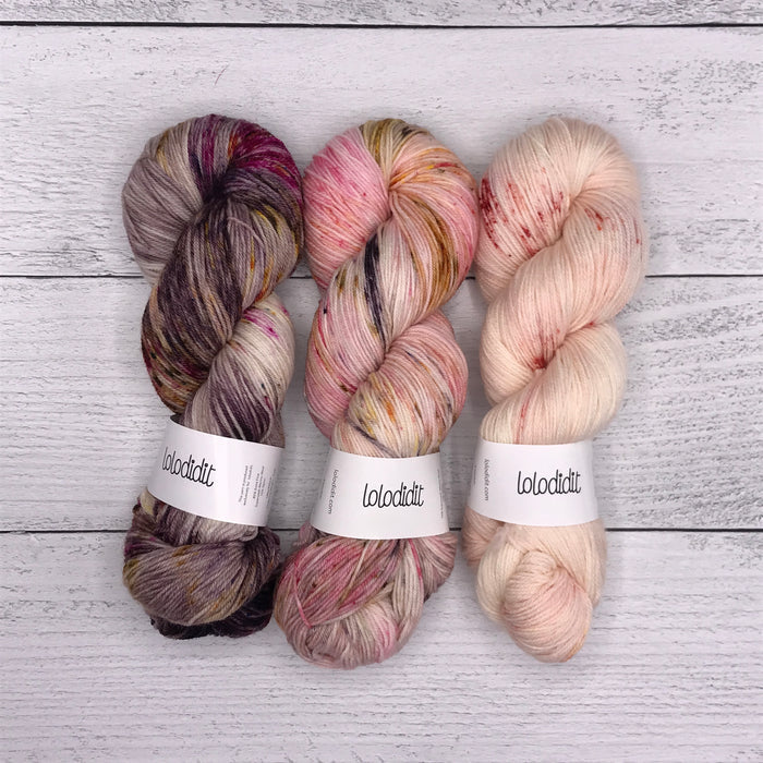 Strands of Time Shawl kit by Lolodidit - KIT
