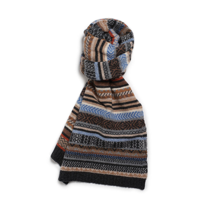 Traquair Scarf in Truffle