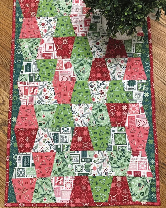 Tumbler Table Runner (Downloadable Sewing Pattern)