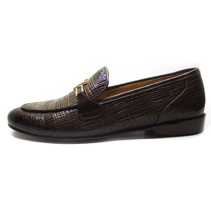 V Buckle Moccasin Shoes