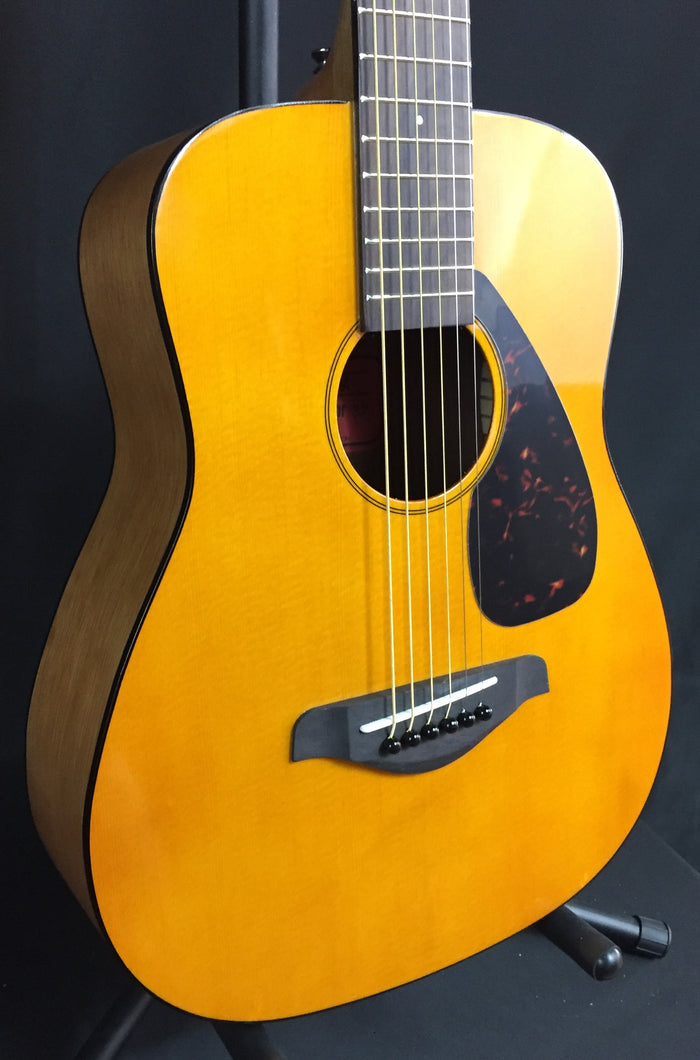 Yamaha JR1 3/4 Size Travel Acoustic Guitar with Gig Bag