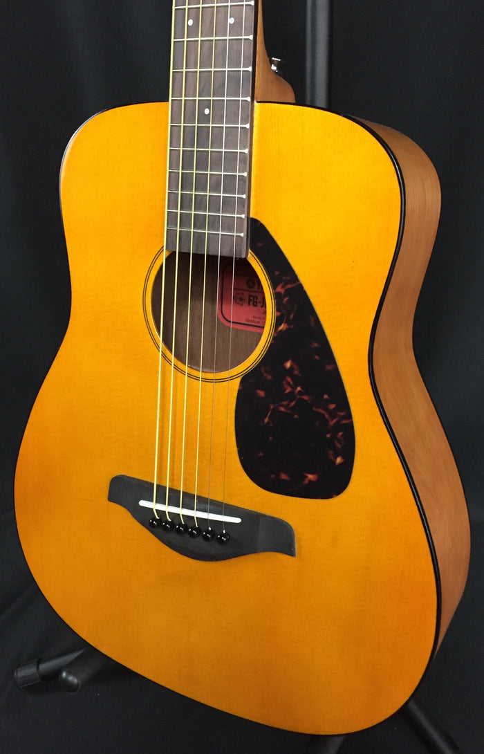 Yamaha JR1 3/4 Size Travel Acoustic Guitar with Gig Bag