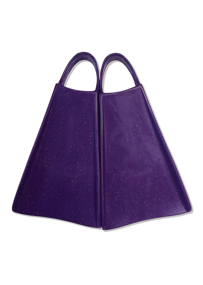 Purple swim fins with speckled design, placed side by side, showcasing their broad, flat shape for efficient swimming.